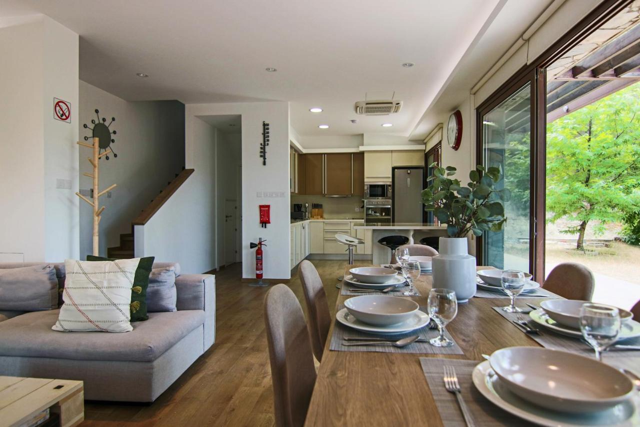 Phaedrus Living: Forest View Luxury Villa Chantara Foini Exterior foto